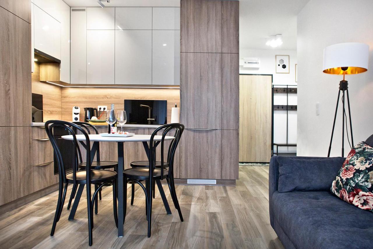 Goclaw P&O Serviced Apartments Varsovia Exterior foto